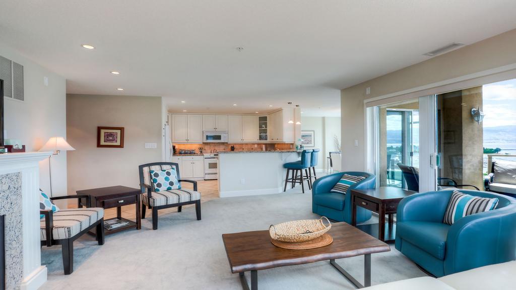 Sunset Waterfront Resort By Kelownacondorentals Bagian luar foto